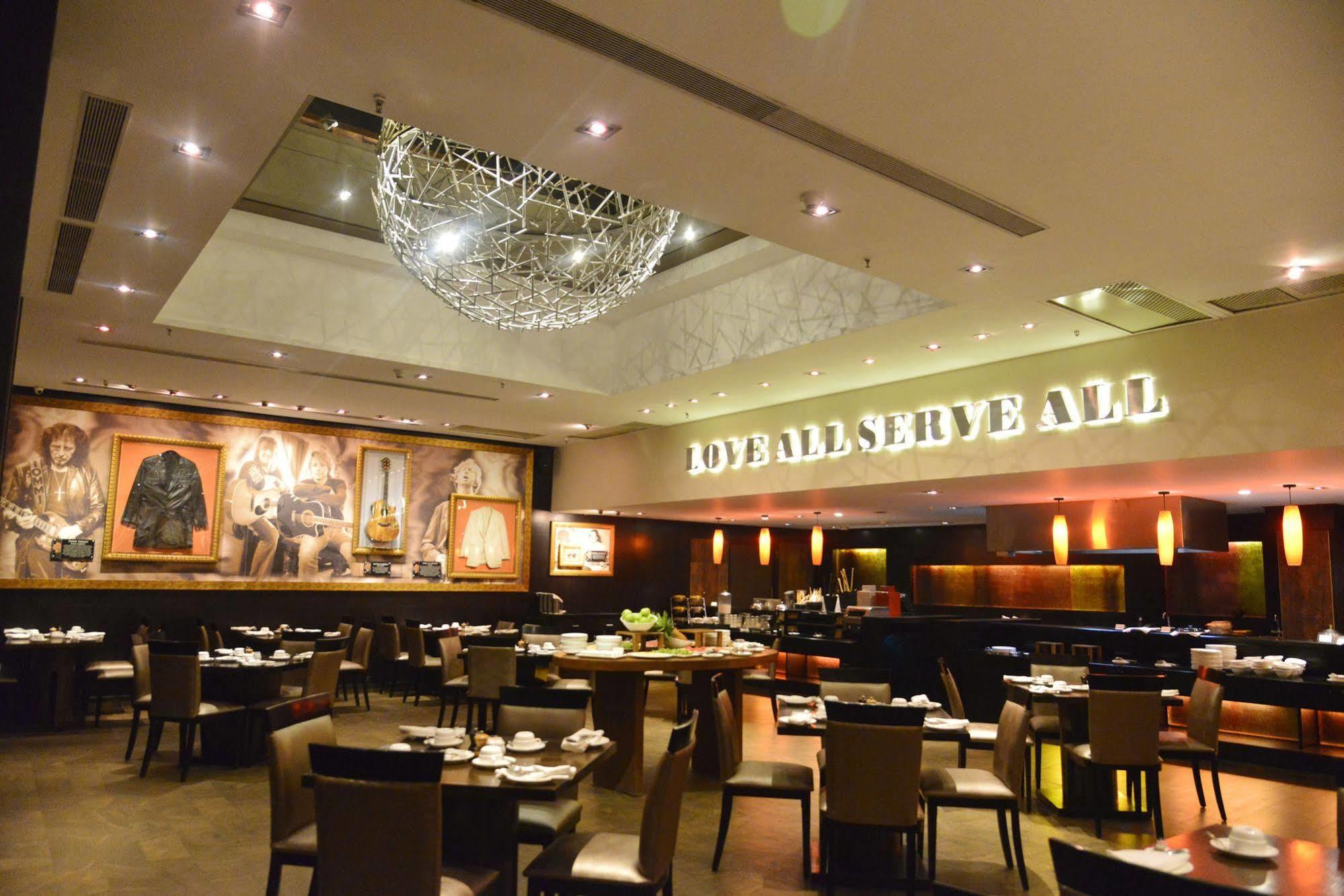Hard Rock Hotel Goa Calangute Exterior foto Interior of the restaurant
